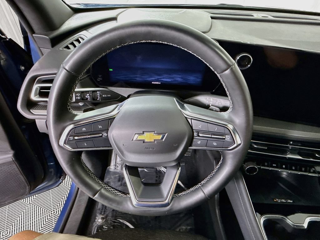 Used 2024 Chevrolet Traverse LT AWD/4WD image 20