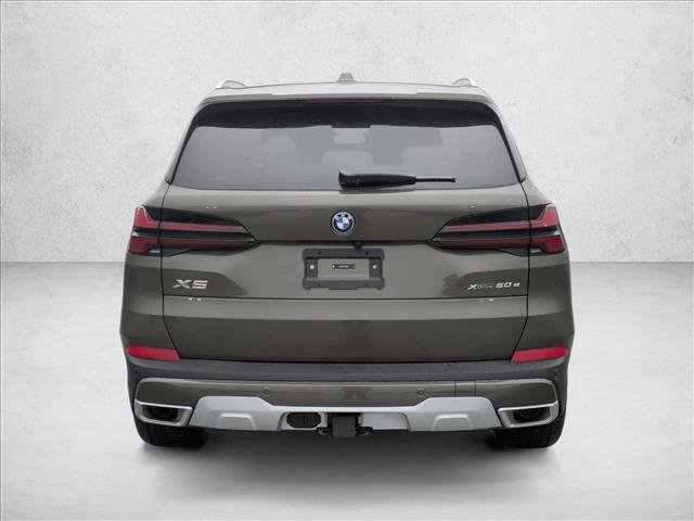 Used 2026 BMW X5 xDrive50e AWD/4WD image 8