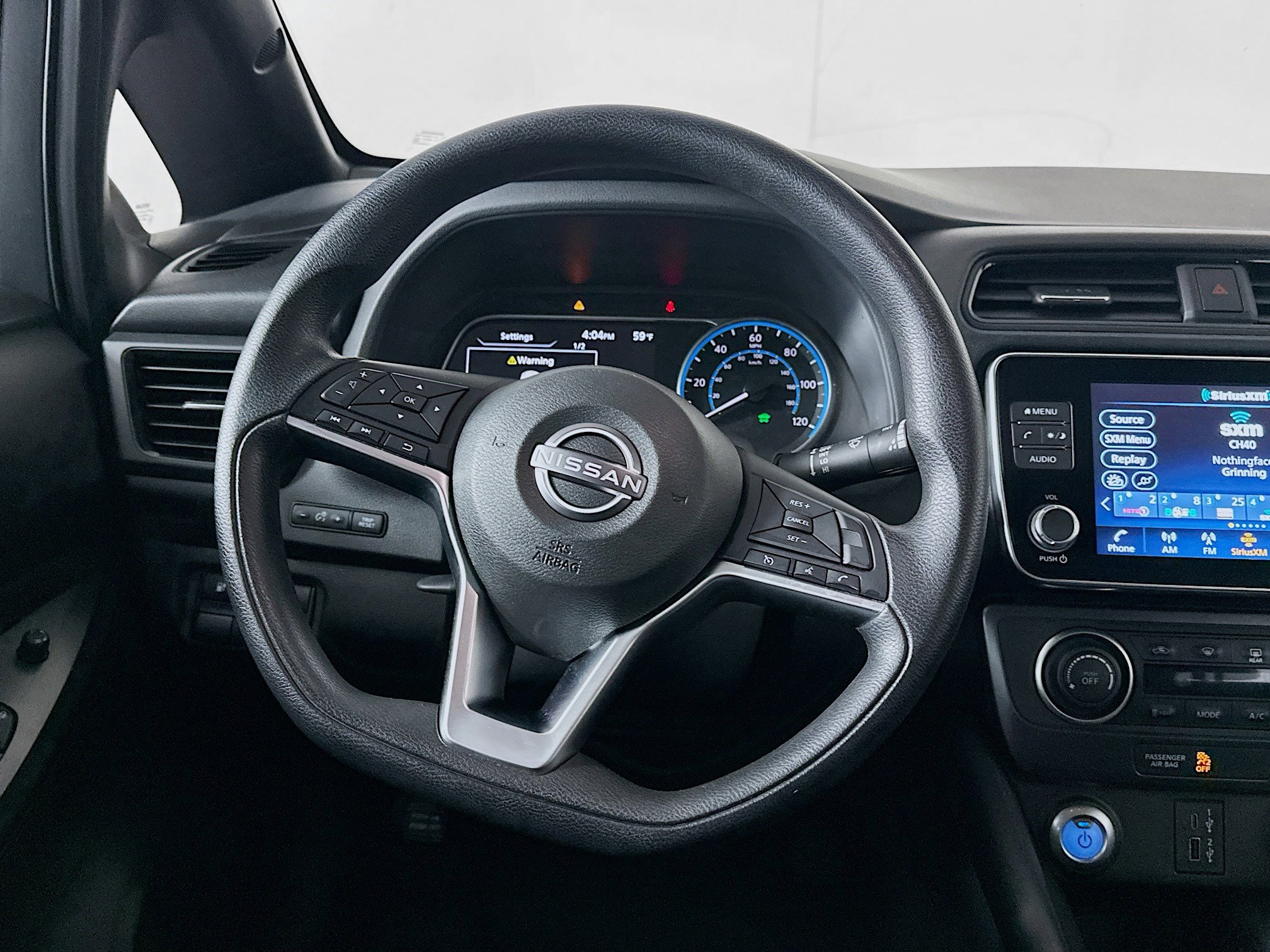 Used 2024 Nissan Leaf S image 18