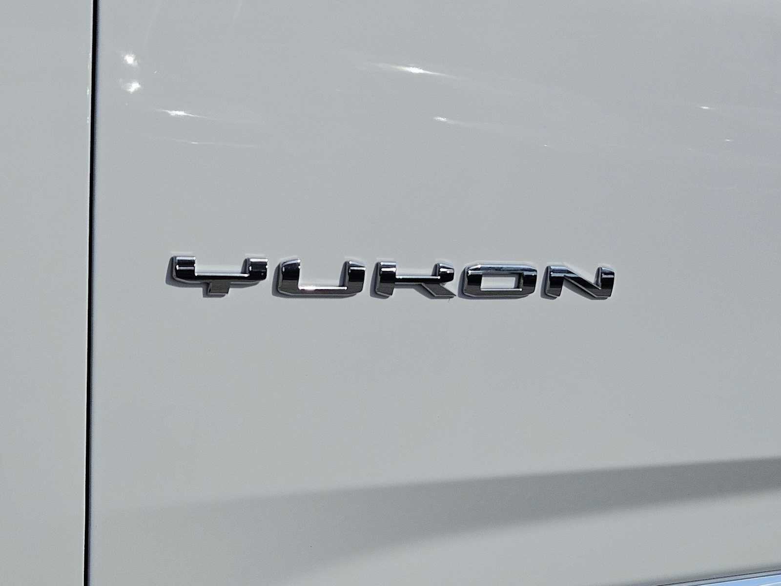 Used 2021 GMC Yukon SLT image 13