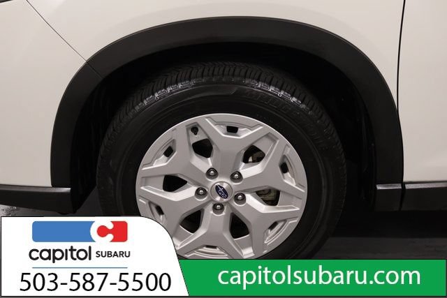 Used 2023 Subaru Forester AWD/4WD image 9