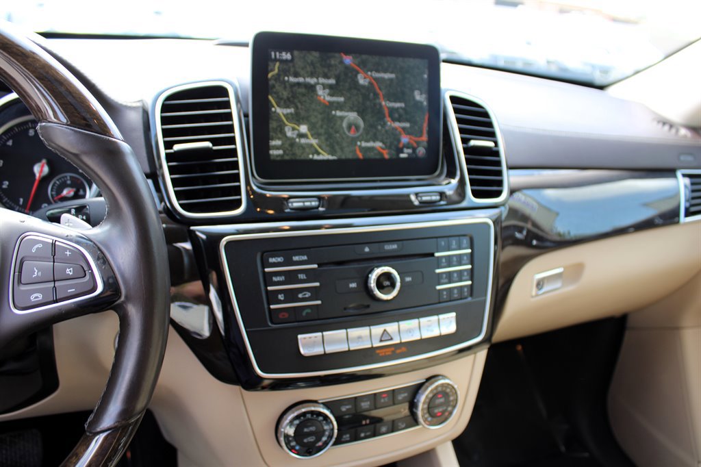 Used 2017 Mercedes-Benz GLS 450 4MATIC image 36