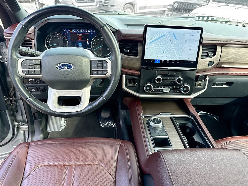 Used 2022 Ford Expedition Max Limited image 25
