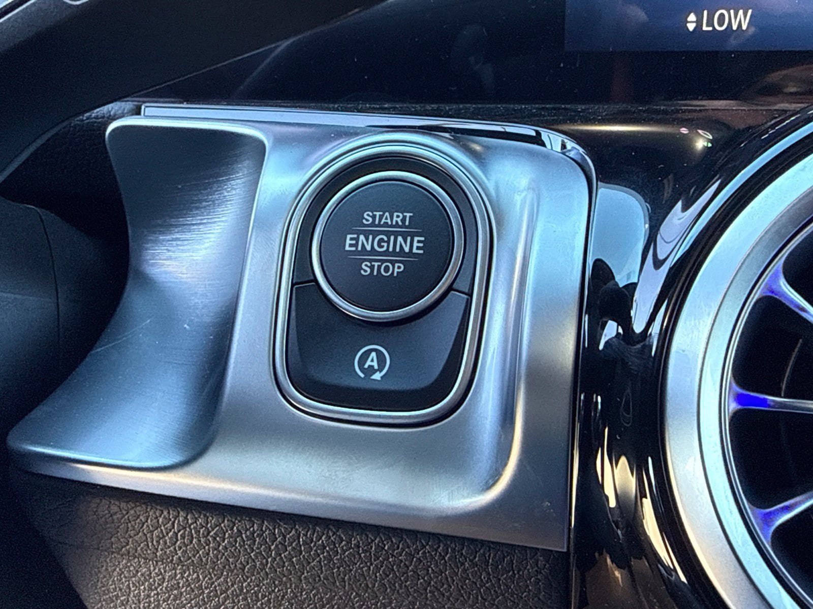New 2026 Mercedes-Benz GLB 250 4MATIC image 24