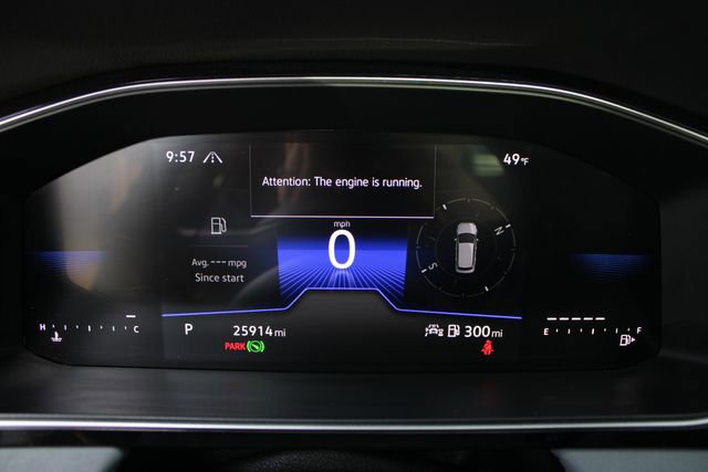 Used 2025 Volkswagen Jetta SE w/ Sunroof Package image 12