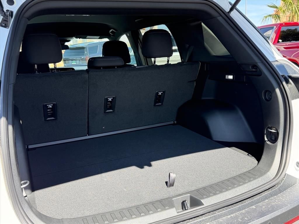 New 2026 Chevrolet Equinox LT image 8