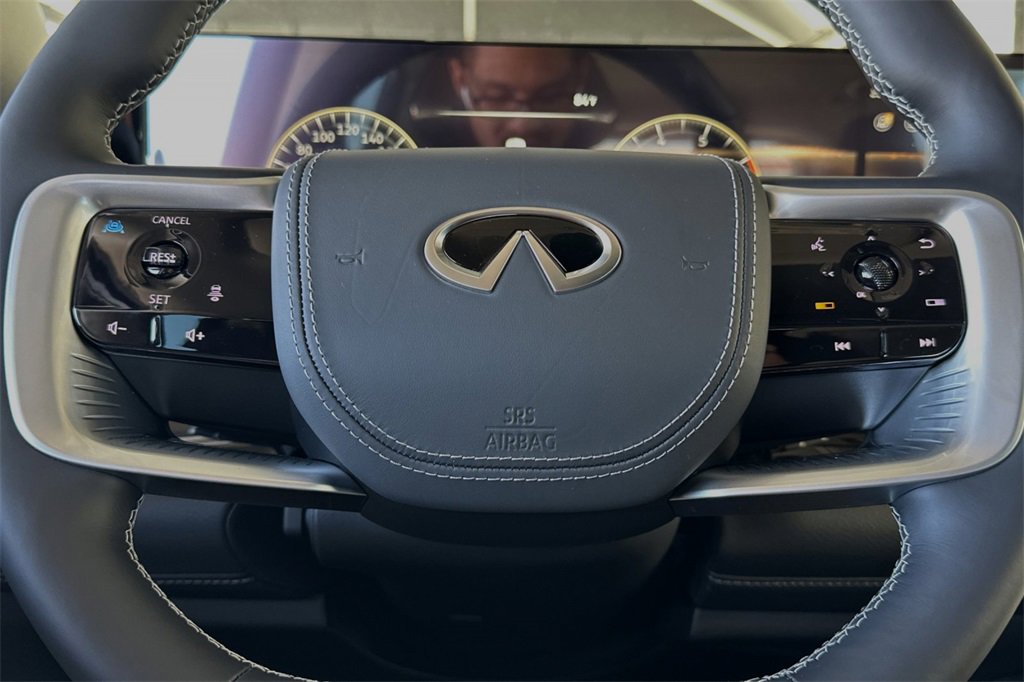 New 2025 INFINITI QX80 Sensory image 22