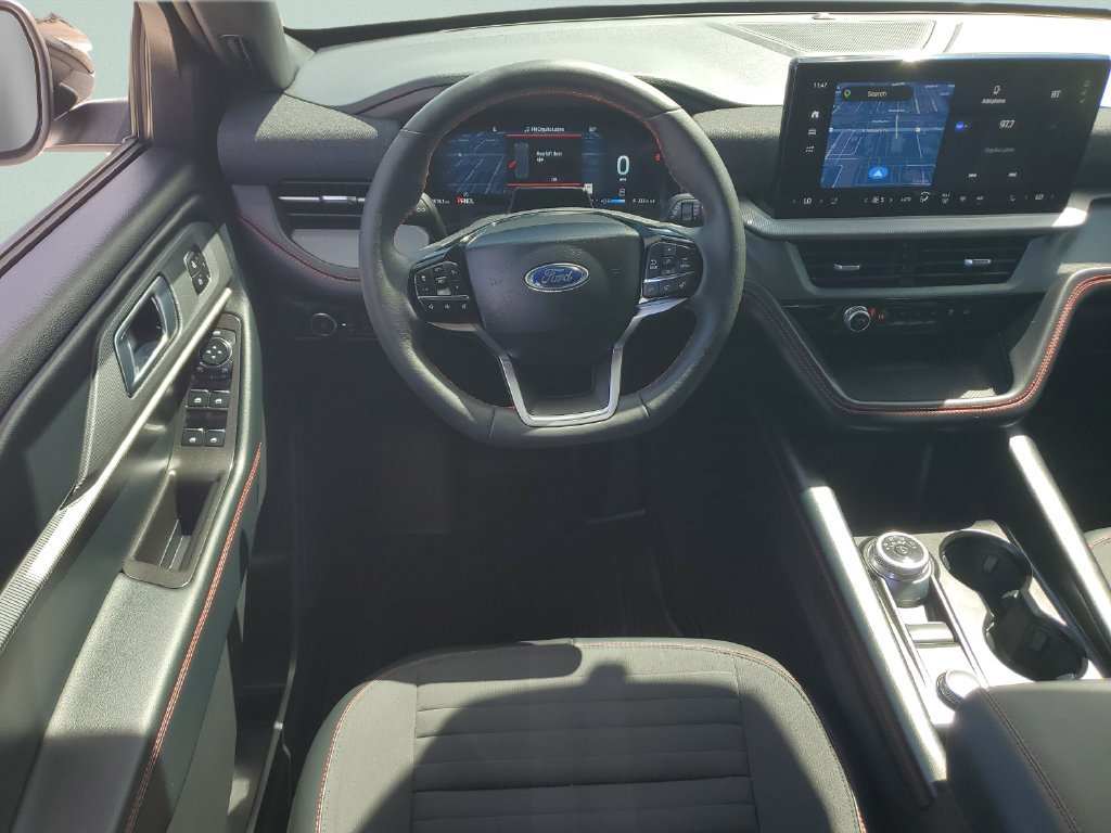 Used 2026 Ford Explorer ST-Line w/ ST-Line Street Pack RWD image 12