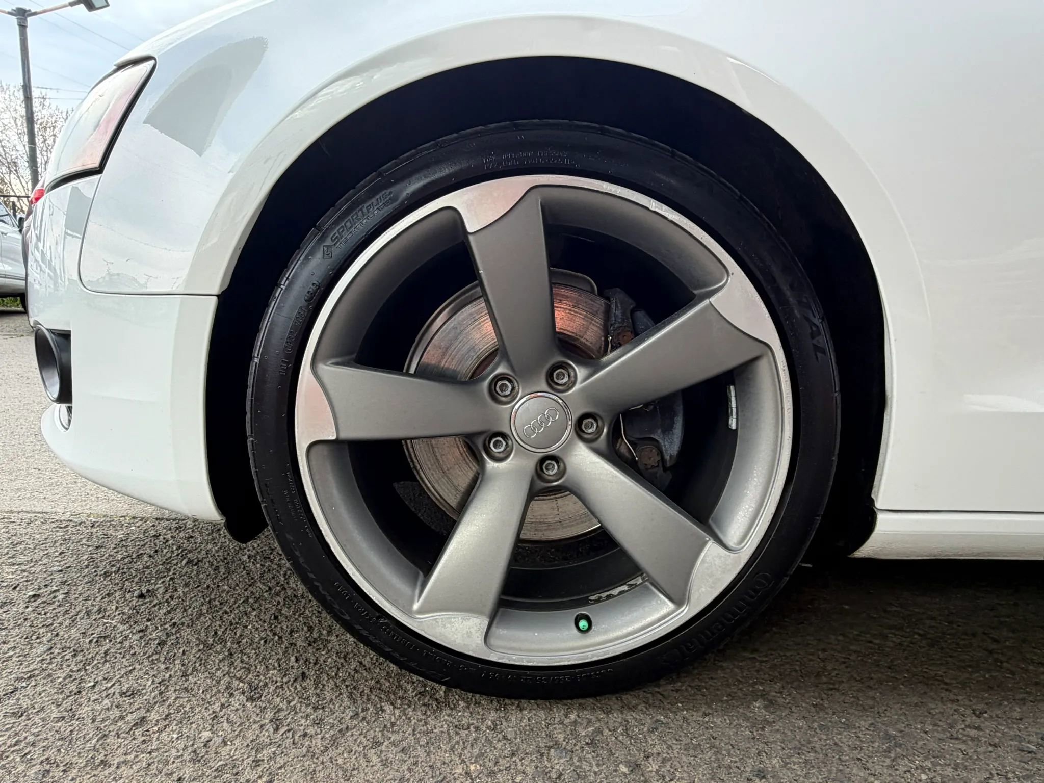 Used 2011 Audi A5 2.0T Premium Plus image 9