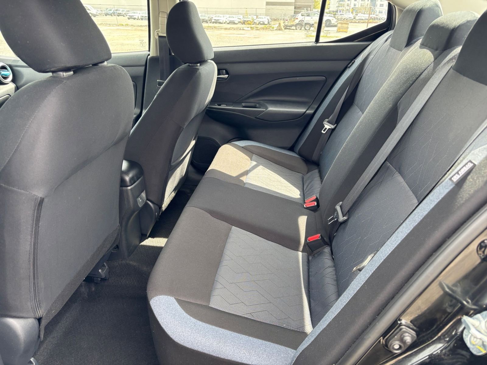 Used 2025 Nissan Versa SV FWD image 21
