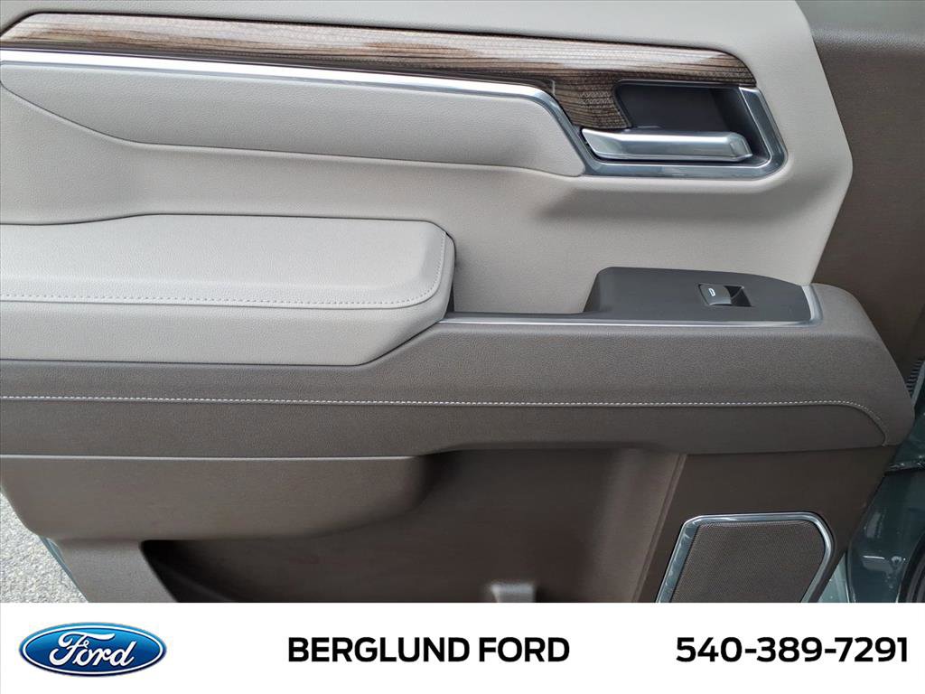 New 2026 Ford F250 XLT w/ XLT Premium Package image 34