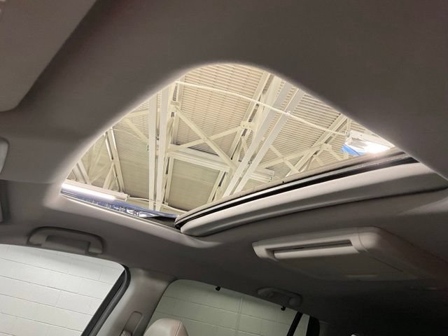 Certified 2017 Honda Pilot Touring image 33