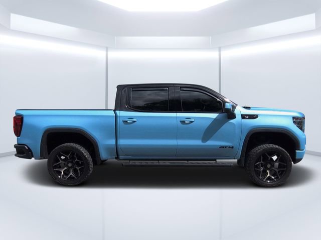 Used 2023 GMC Sierra 1500 AT4 w/ Technology Package AWD/4WD image 2