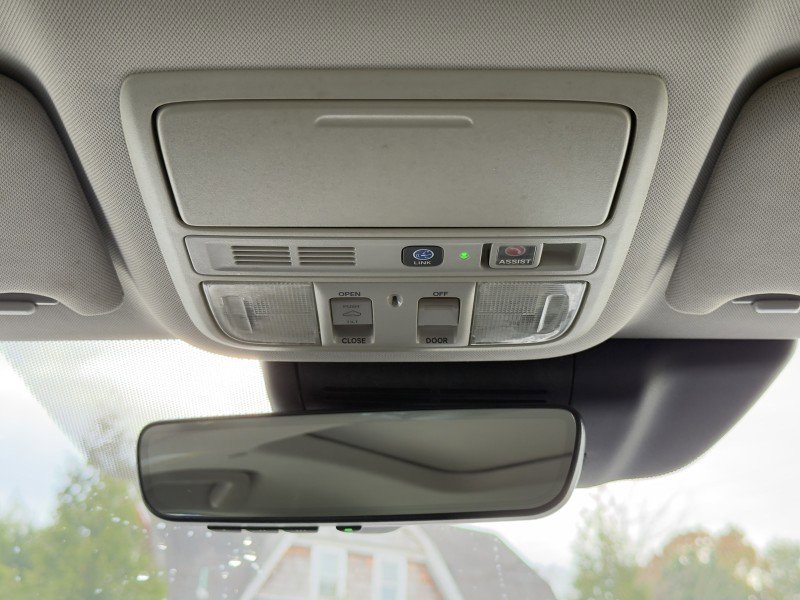 Used 2018 Honda Accord Touring image 33