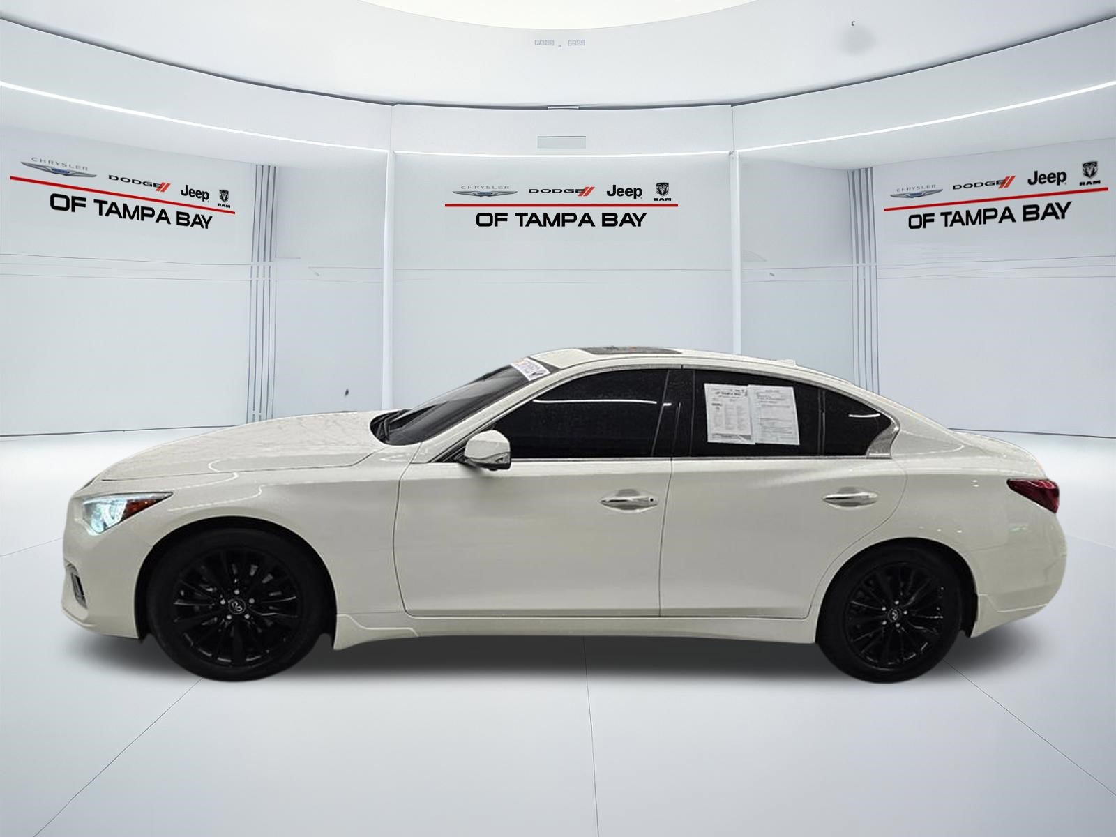 Used 2024 INFINITI Q50 Luxe w/ Cargo Package RWD image 3