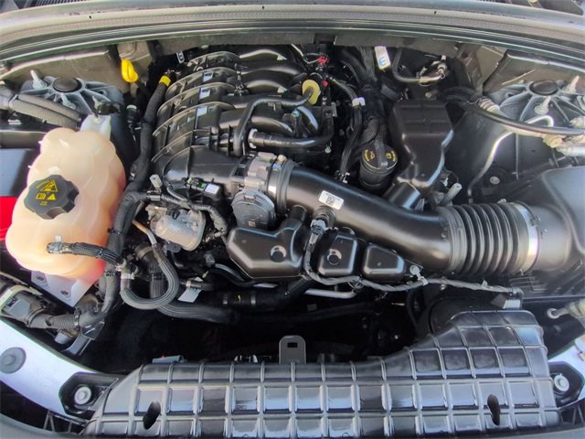 Certified 2024 Jeep Grand Cherokee L Laredo image 31