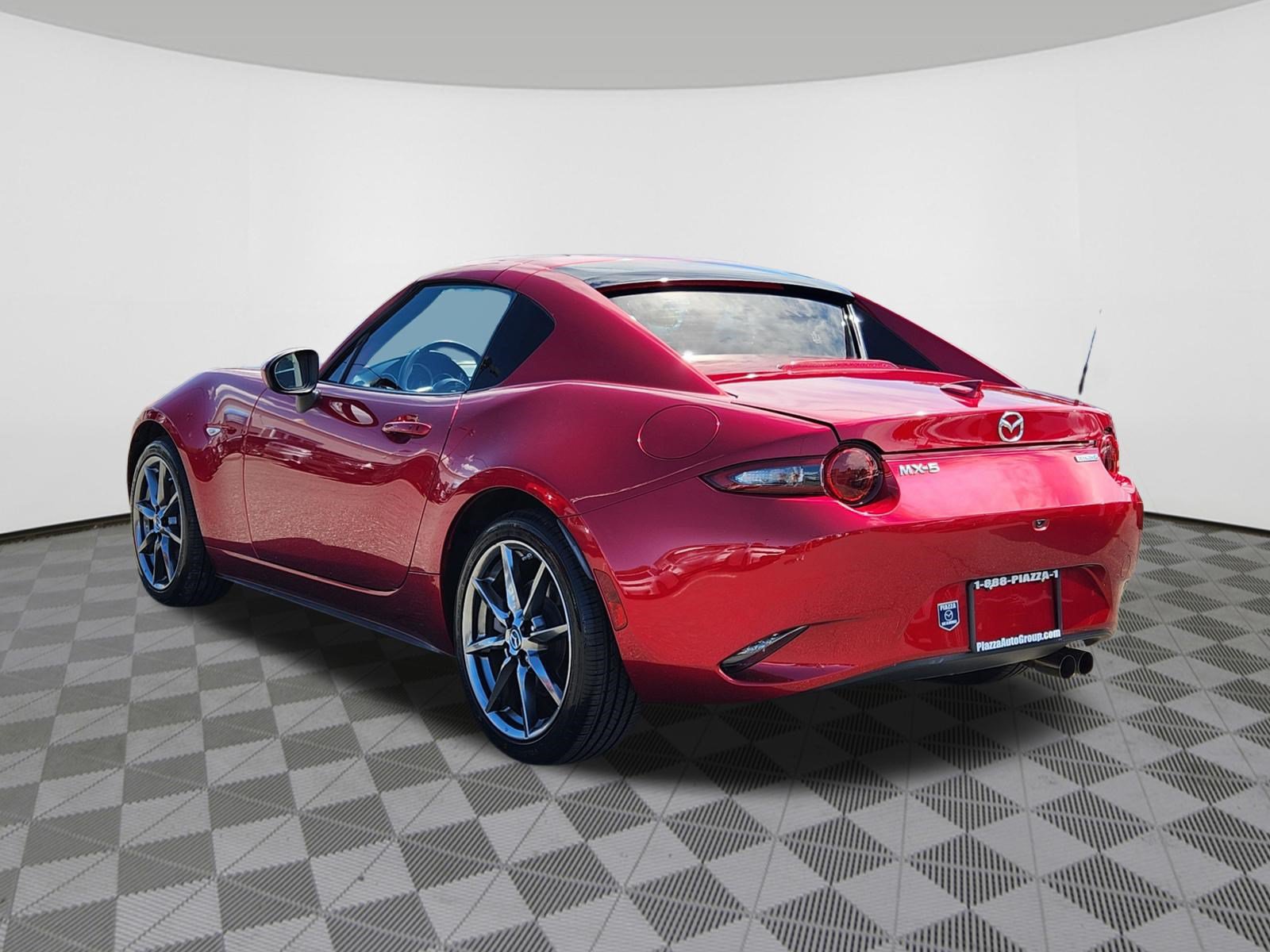 Used 2020 MAZDA MX-5 Miata RF Grand Touring RWD image 3