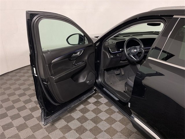 Used 2024 Buick Envision Preferred image 16
