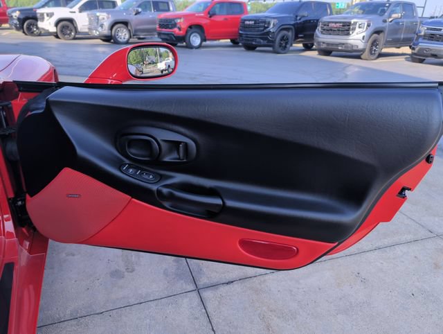 Used 2002 Chevrolet Corvette Z06 w/ Memory Pkg RWD image 29
