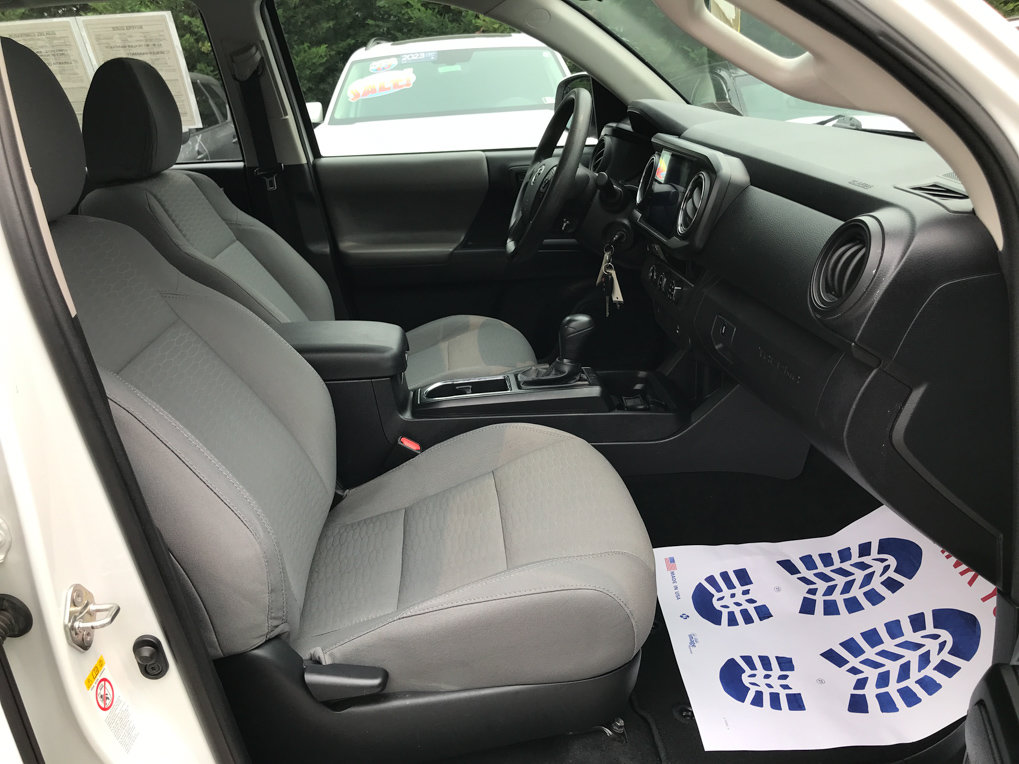 Used 2018 Toyota Tacoma SR w/ SR Convenience Package RWD image 24
