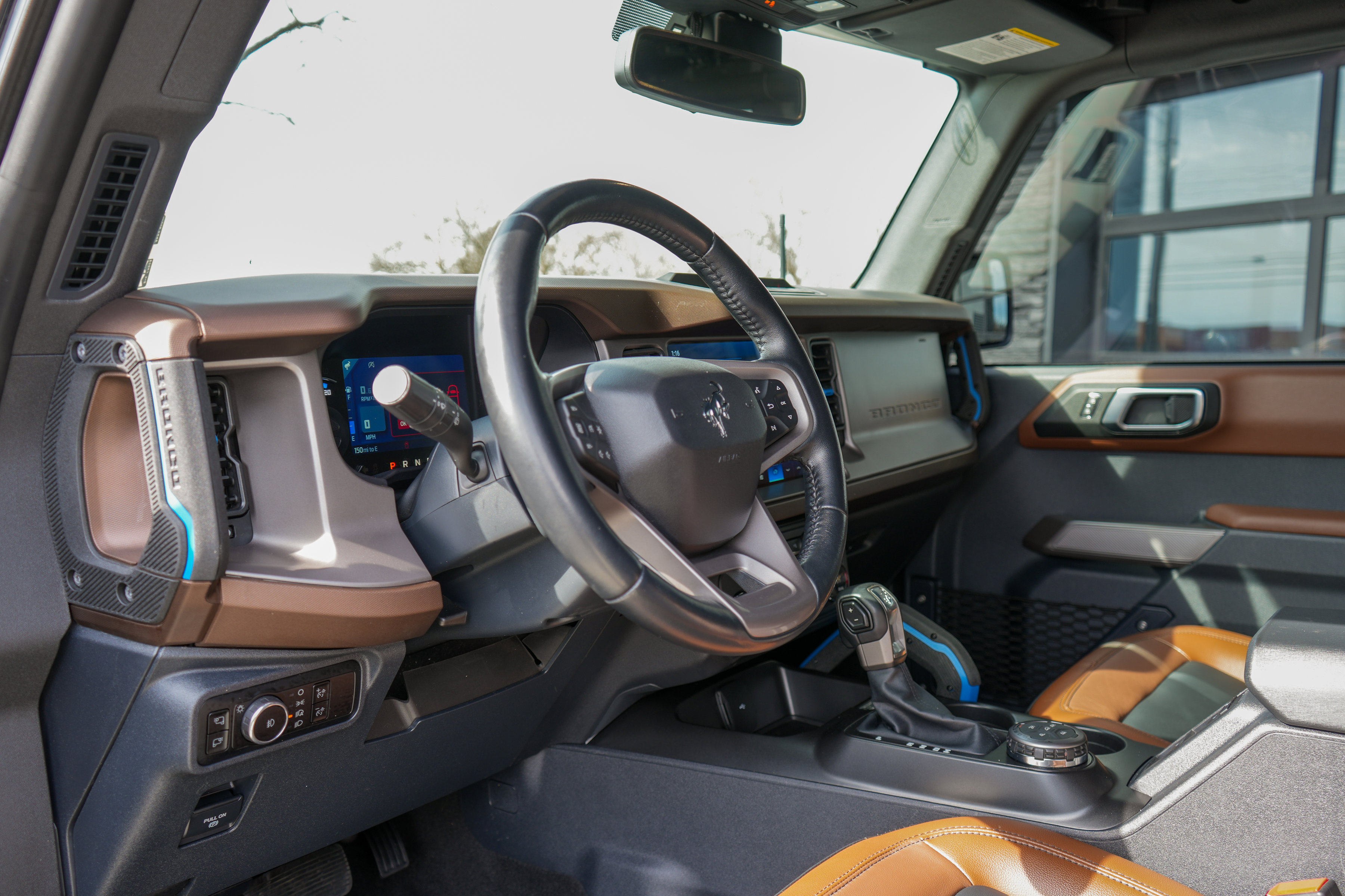 Used 2023 Ford Bronco Outer Banks w/ Sasquatch Package image 12