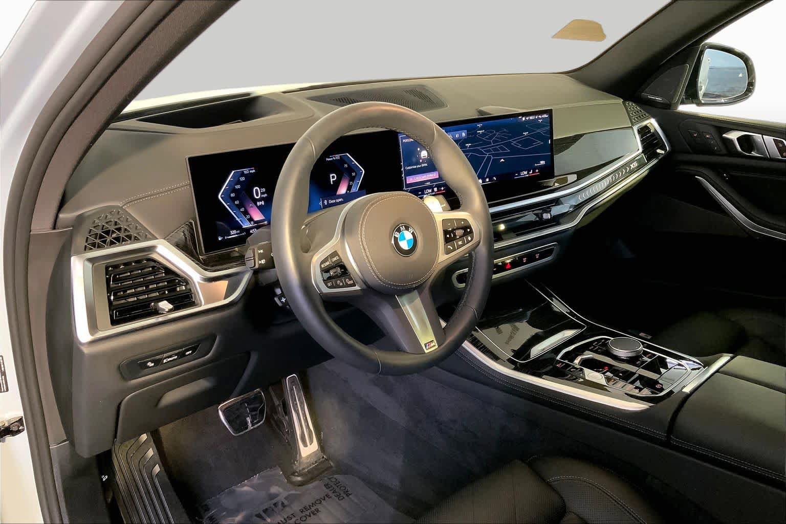 Used 2025 BMW X5 xDrive40i w/ M Sport Package AWD/4WD image 19