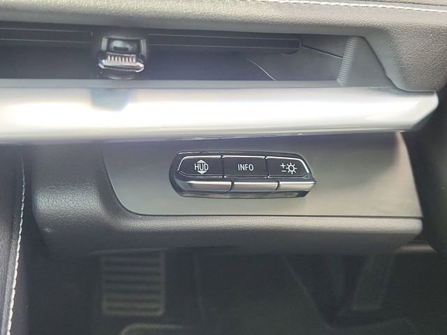 Used 2021 Chevrolet Corvette Stingray Preferred Conv w/ Z51 Performance Package RWD image 18