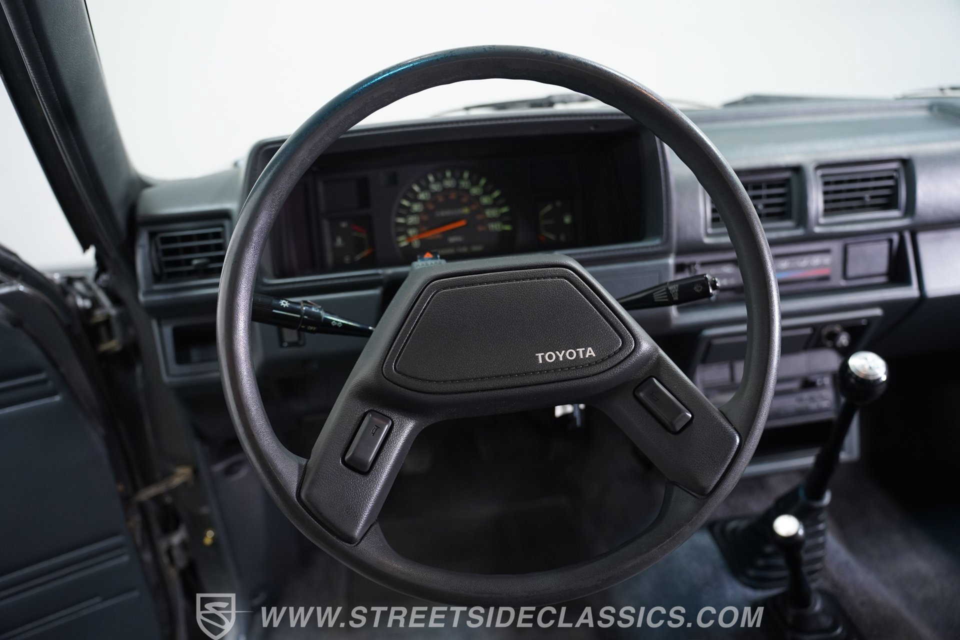 Used 1987 Toyota Pickup 4x4 Regular Cab image 40
