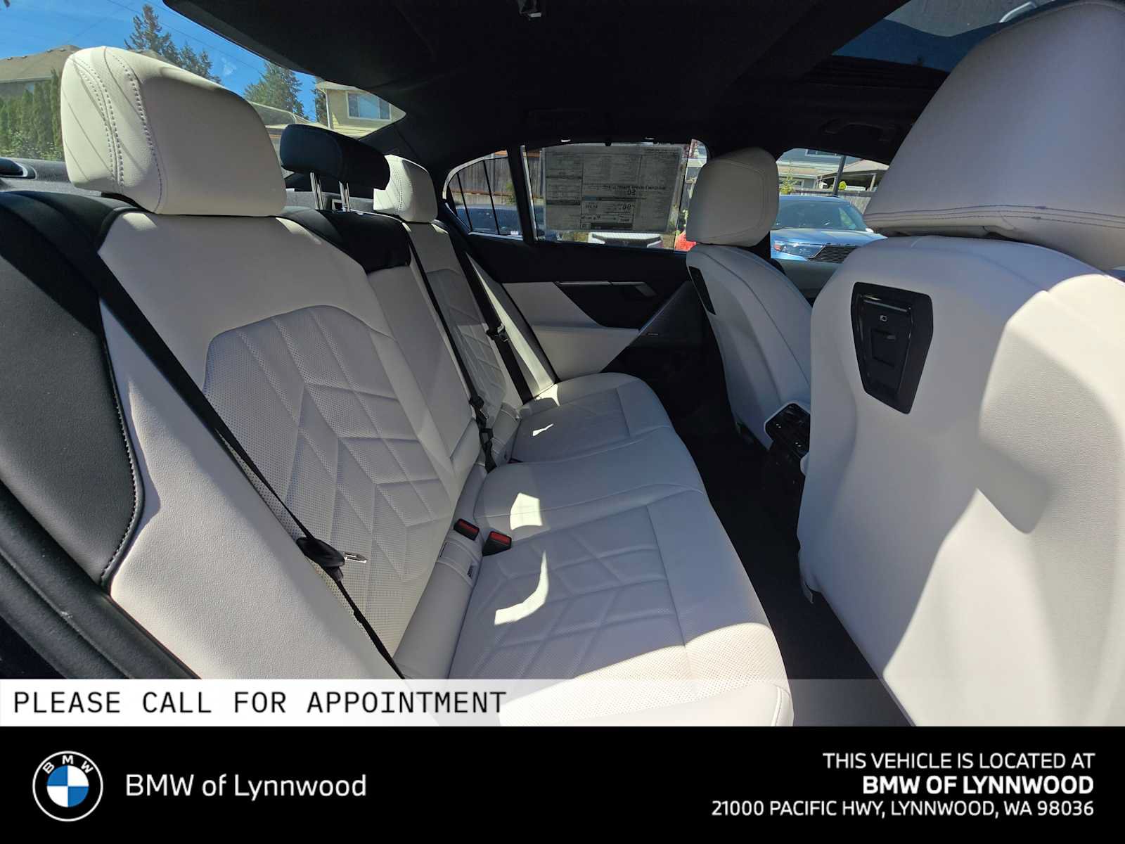 New 2026 BMW i5 eDrive40 w/ Premium Package AWD/4WD image 12