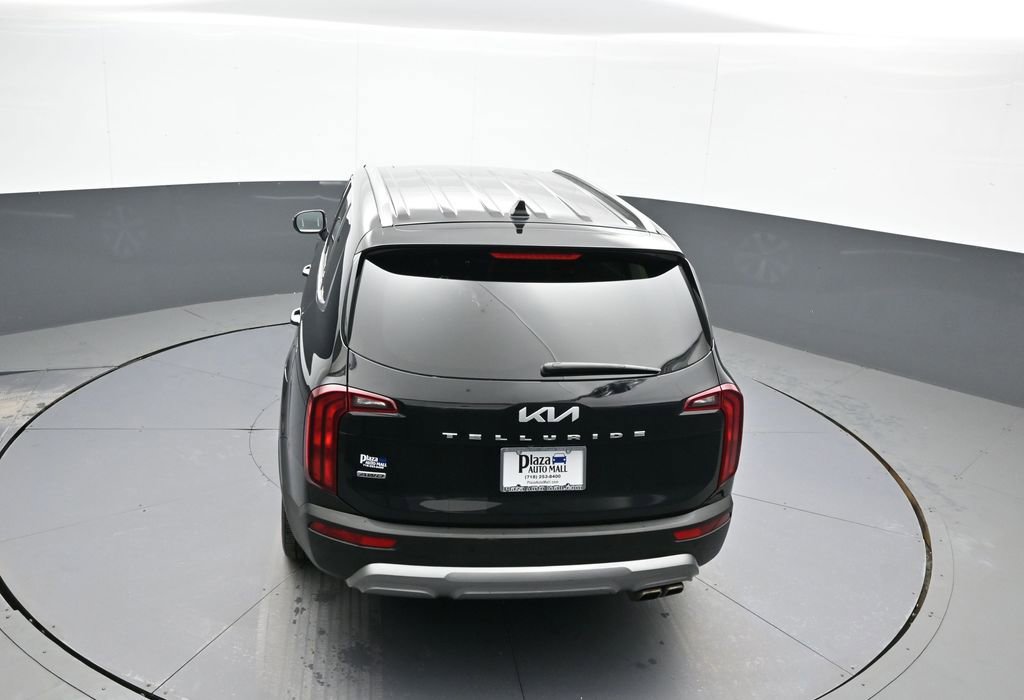Certified 2022 Kia Telluride S image 40
