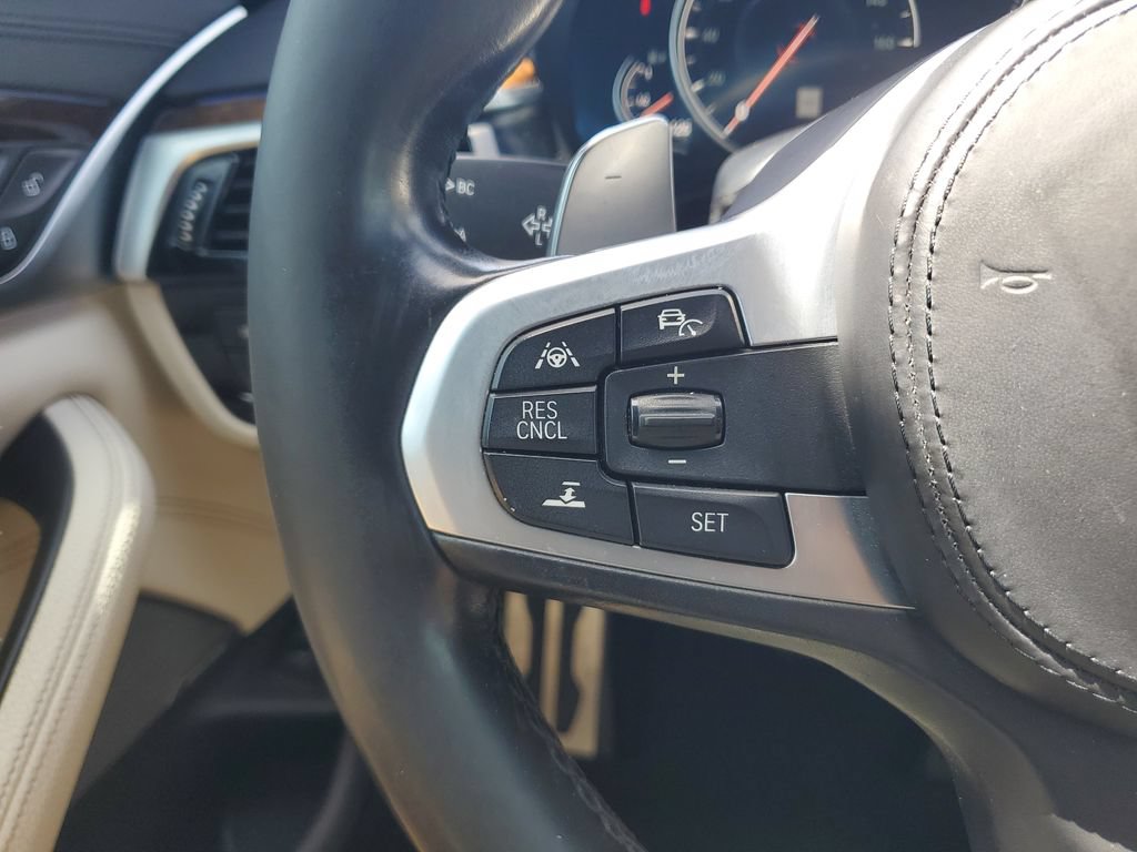 Used 2018 BMW 540i RWD image 21