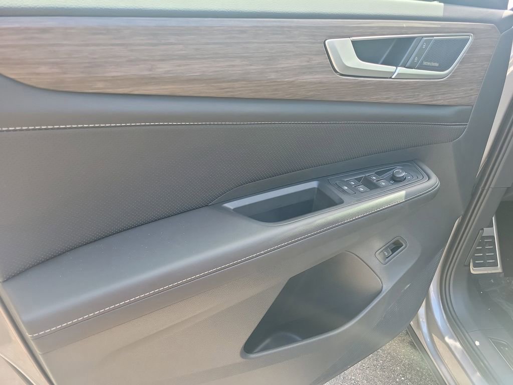 New 2026 Volkswagen Atlas SEL Premium R-Line image 16