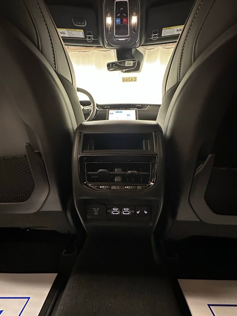 New 2025 Jeep Grand Cherokee Limited w/ Trailer Tow Package image 19