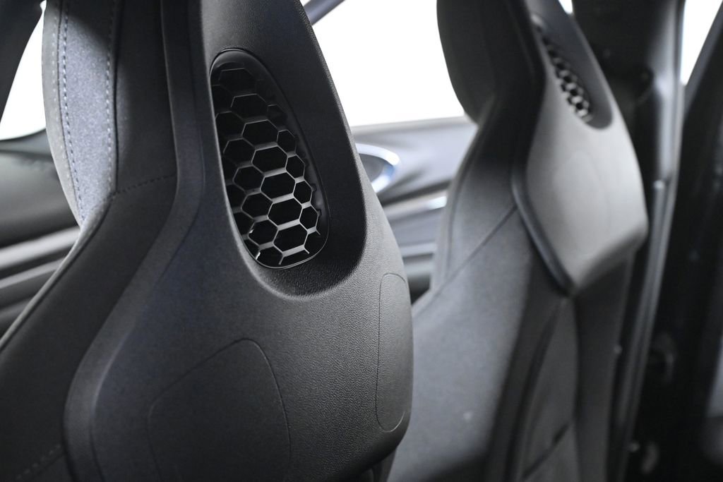 Certified 2022 MINI Cooper Clubman John Cooper Works image 25