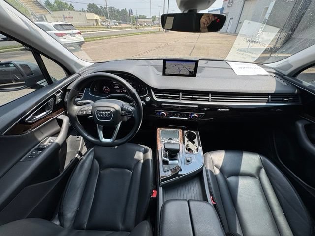 Used 2018 Audi Q7 3.0T Prestige AWD/4WD image 17