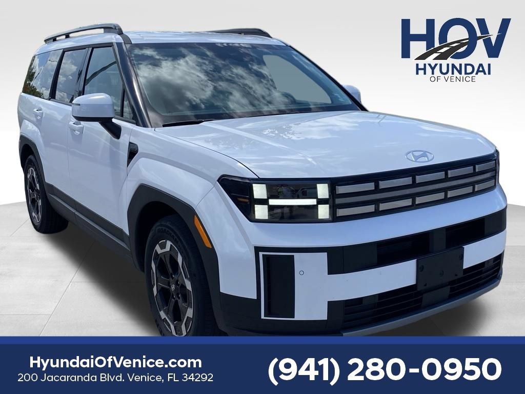 Used 2026 Hyundai Santa Fe SEL FWD image 1