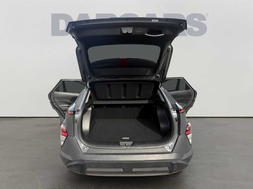 Used 2025 Hyundai Kona SEL FWD image 30