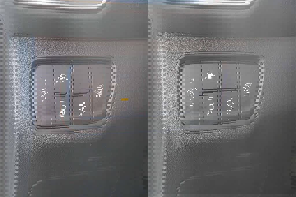 Certified 2020 Hyundai Santa Fe Limited image 31