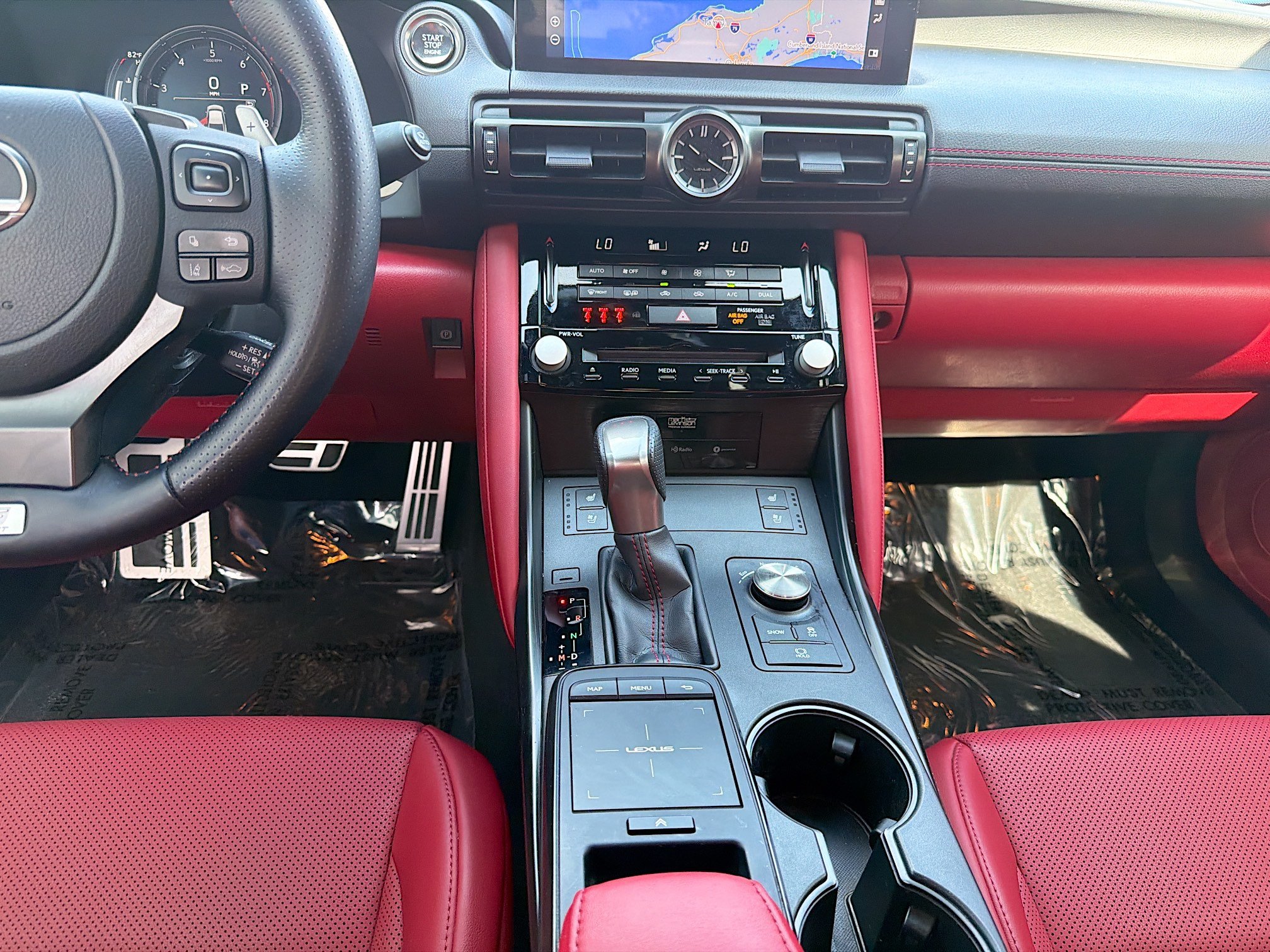 Used 2024 Lexus IS 350 F Sport RWD image 18