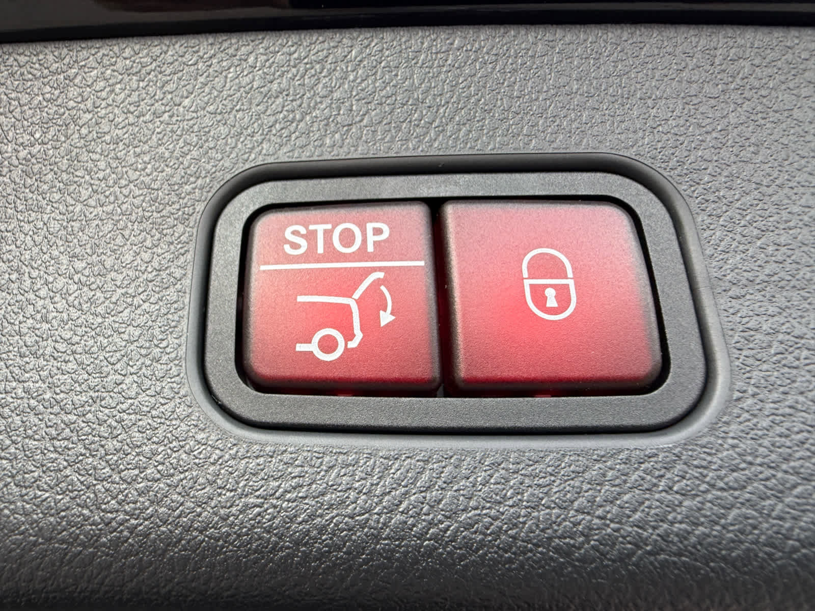 New 2026 Mercedes-Benz GLC 300 GLC 300 image 36