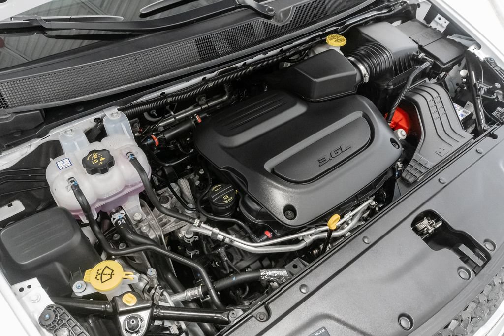 New 2026 Chrysler Pacifica Select FWD image 4