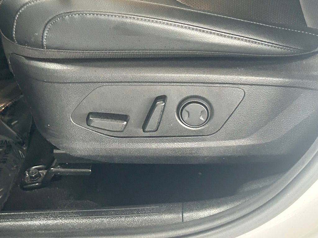 Used 2024 Kia Sportage EX FWD image 17