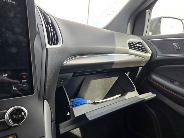 Used 2024 Ford Edge ST-Line w/ Class II Trailer Tow Package image 14