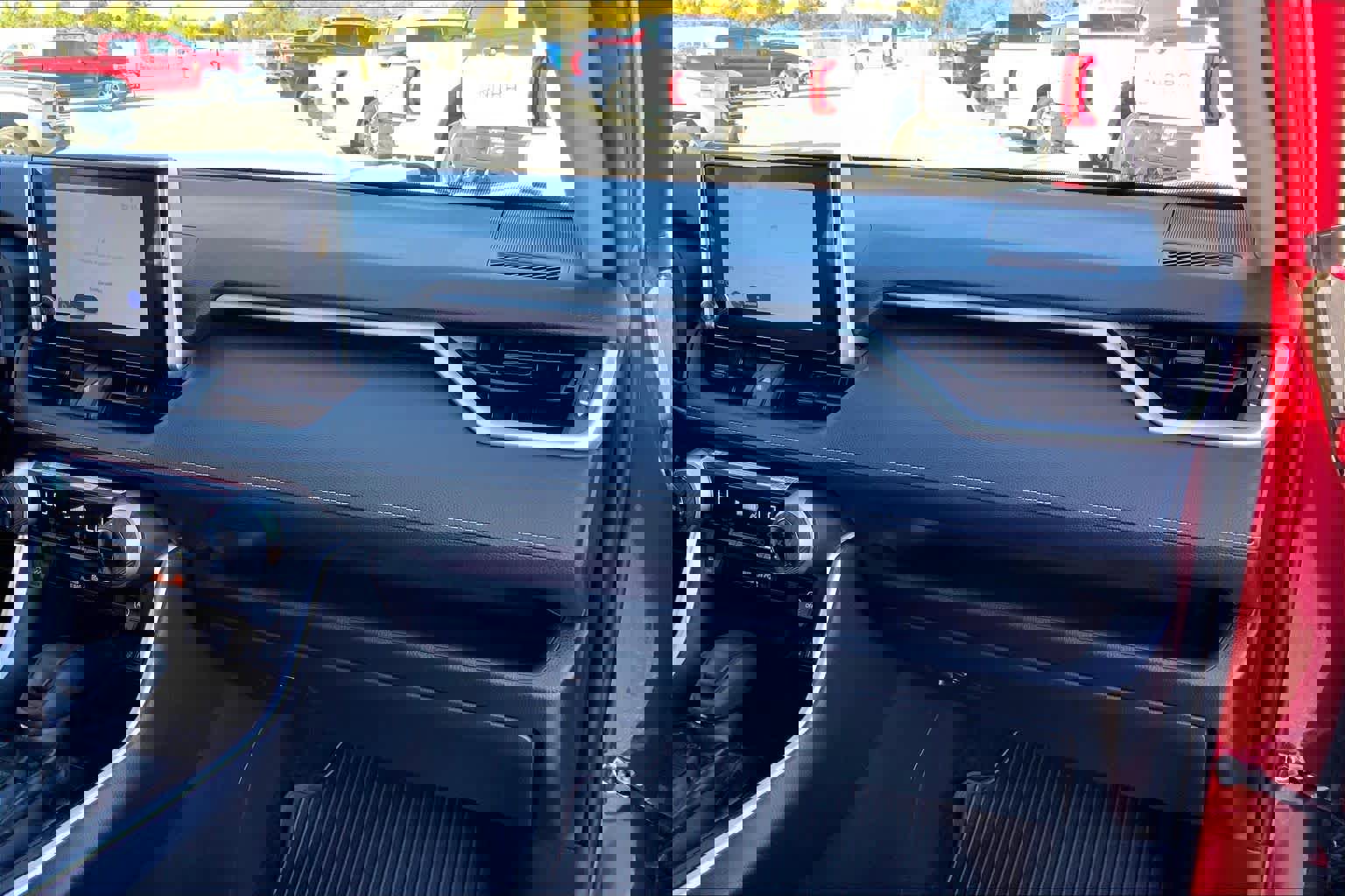 Certified 2025 Toyota RAV4 XLE image 17