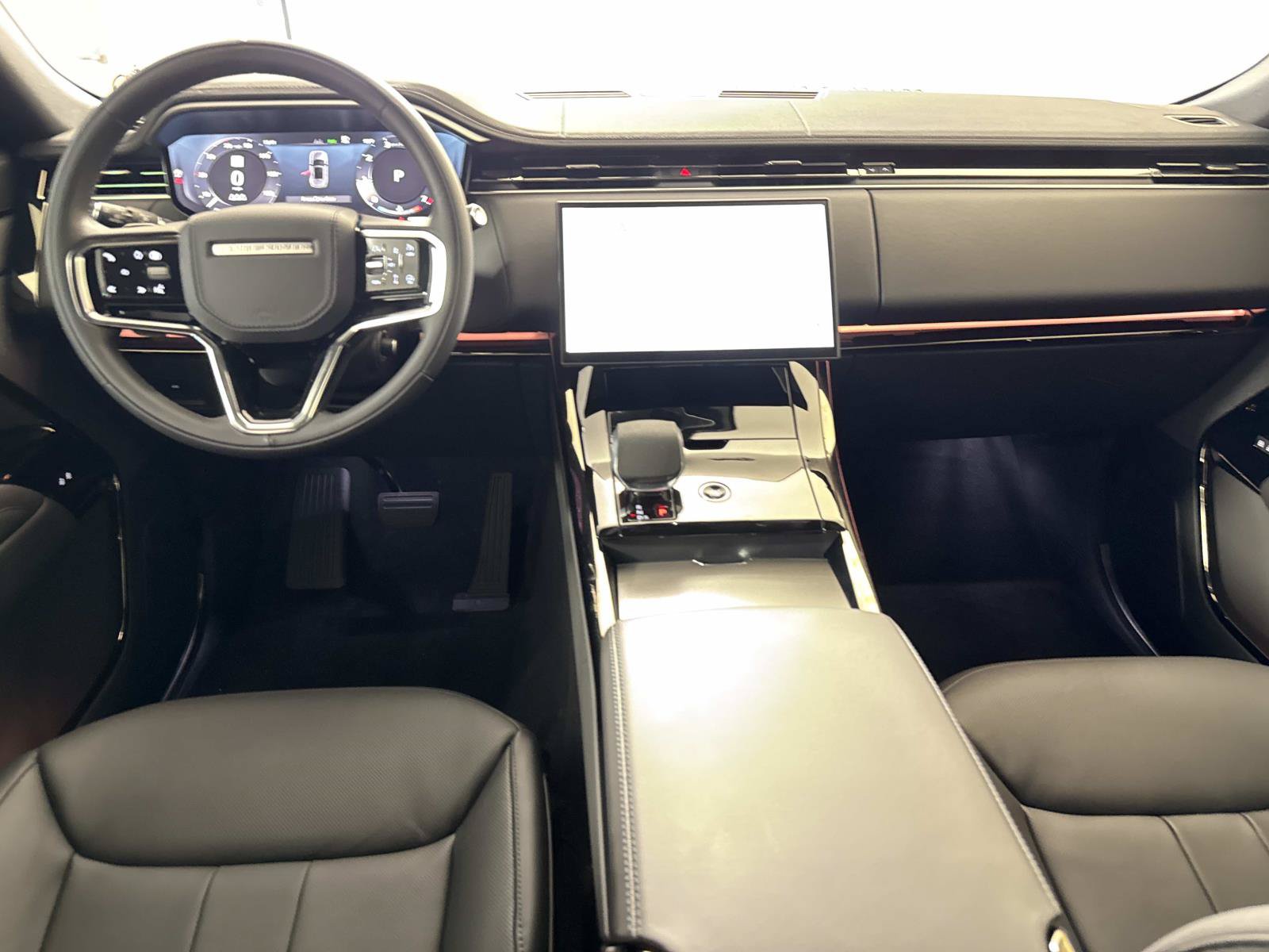 New 2026 Land Rover Range Rover Sport SE AWD/4WD image 16