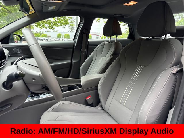 Used 2024 Hyundai Elantra SEL w/ Convenience Package FWD image 14