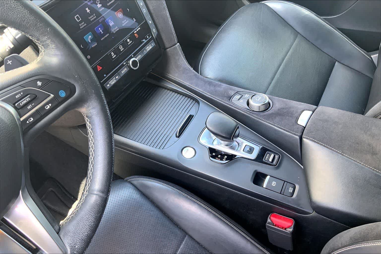 Used 2019 INFINITI QX50 Essential w/ Sensory Package FWD image 16