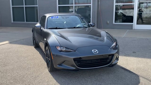 Used 2023 MAZDA MX-5 Miata Grand Touring RWD image 4
