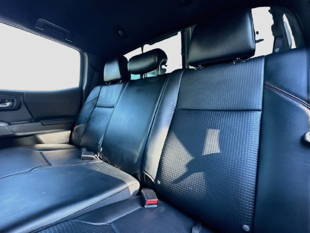 Used 2017 Toyota Tacoma TRD Pro AWD/4WD image 23
