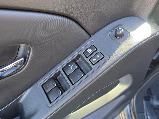 Used 2023 Nissan Frontier SV w/ Technology Package image 19